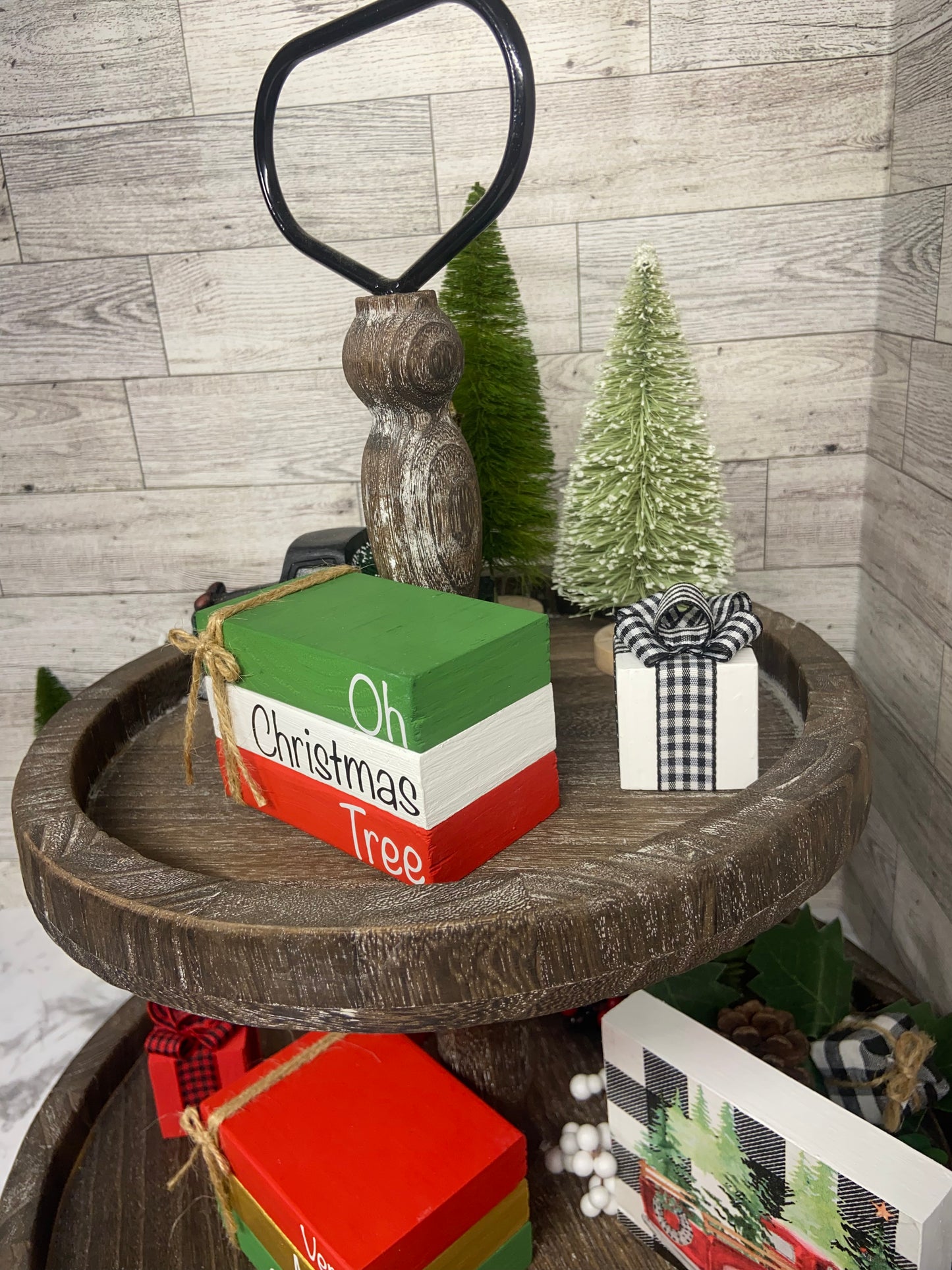 Oh Christmas Tree - Small Christmas Tiered Tray Book