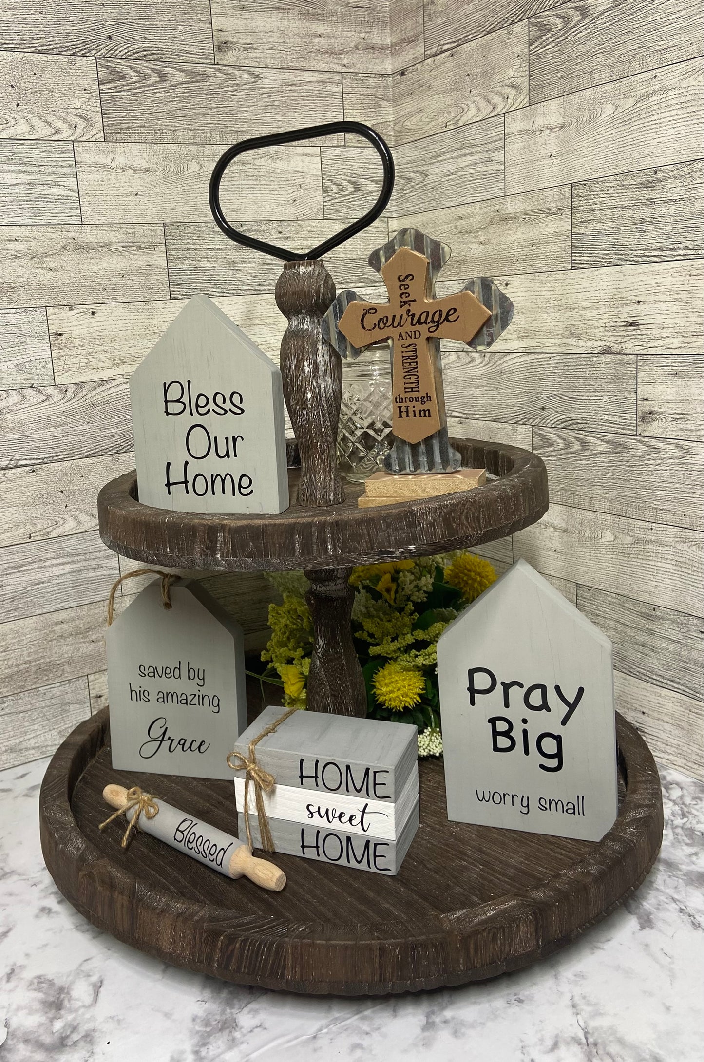 Pray Big worry small - Large House