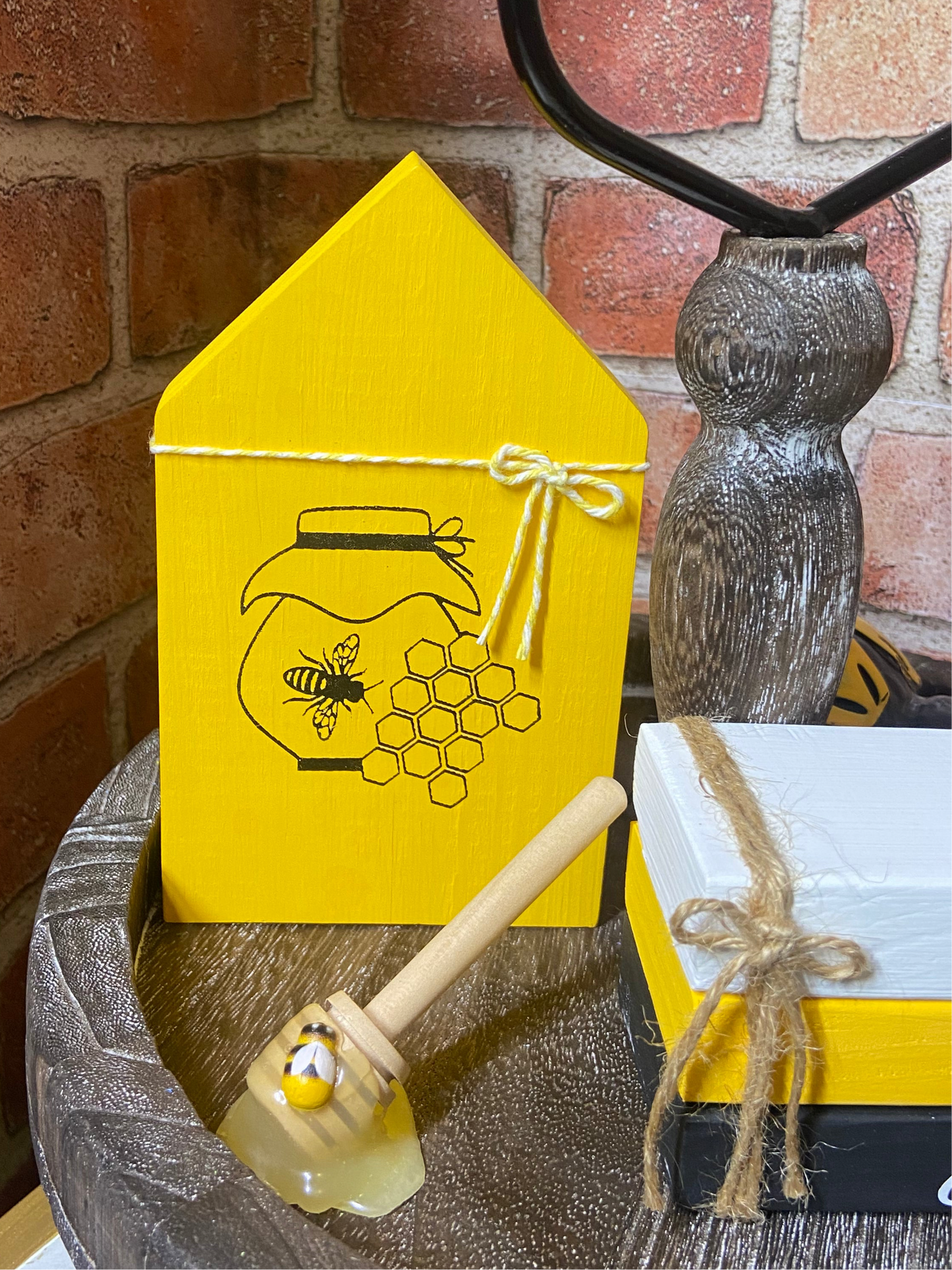 Honey Dipper with Honey Bee