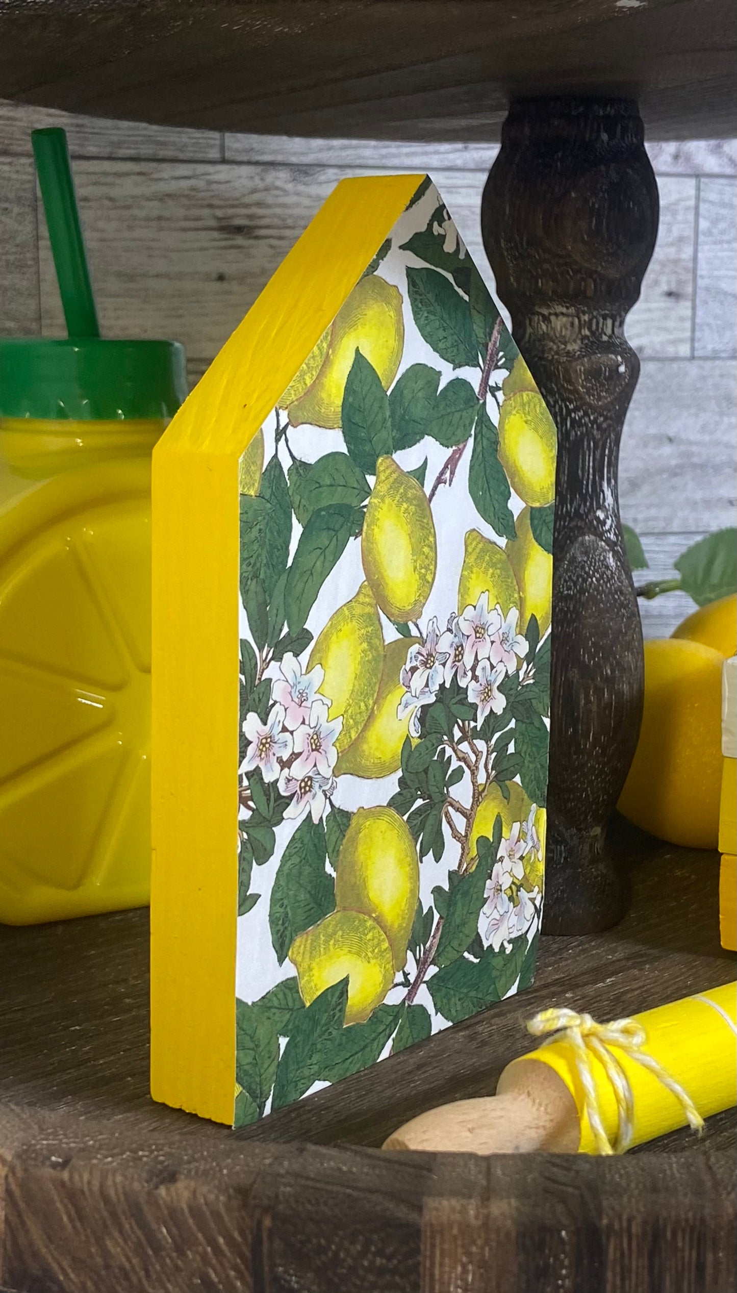 Lemon Tray Decor