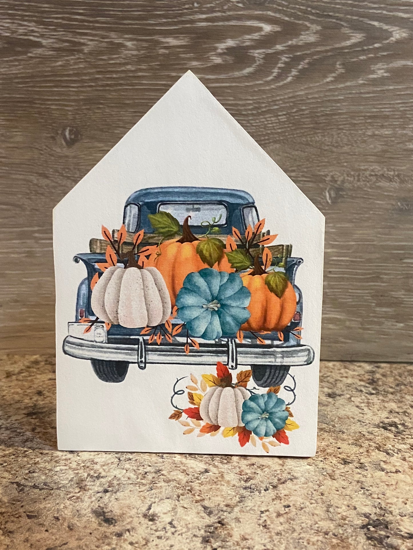Teal Truck - Medium Tiered Tray House