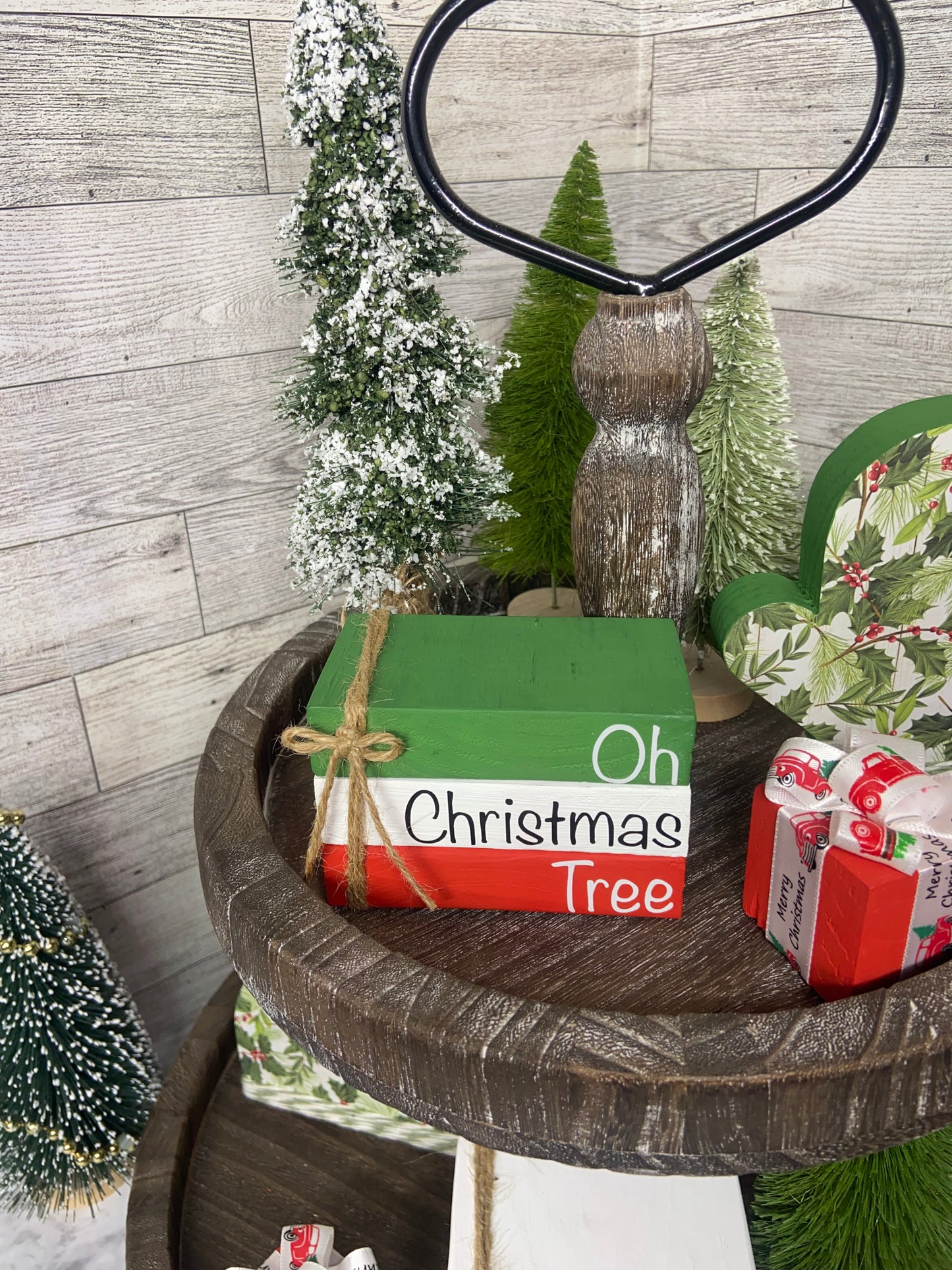 Oh Christmas Tree - Small Christmas Tiered Tray Book