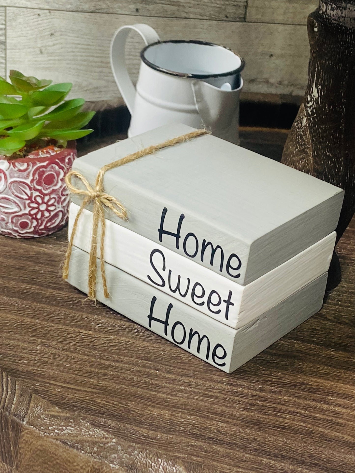 Home Sweet Home - Medium Book Stack