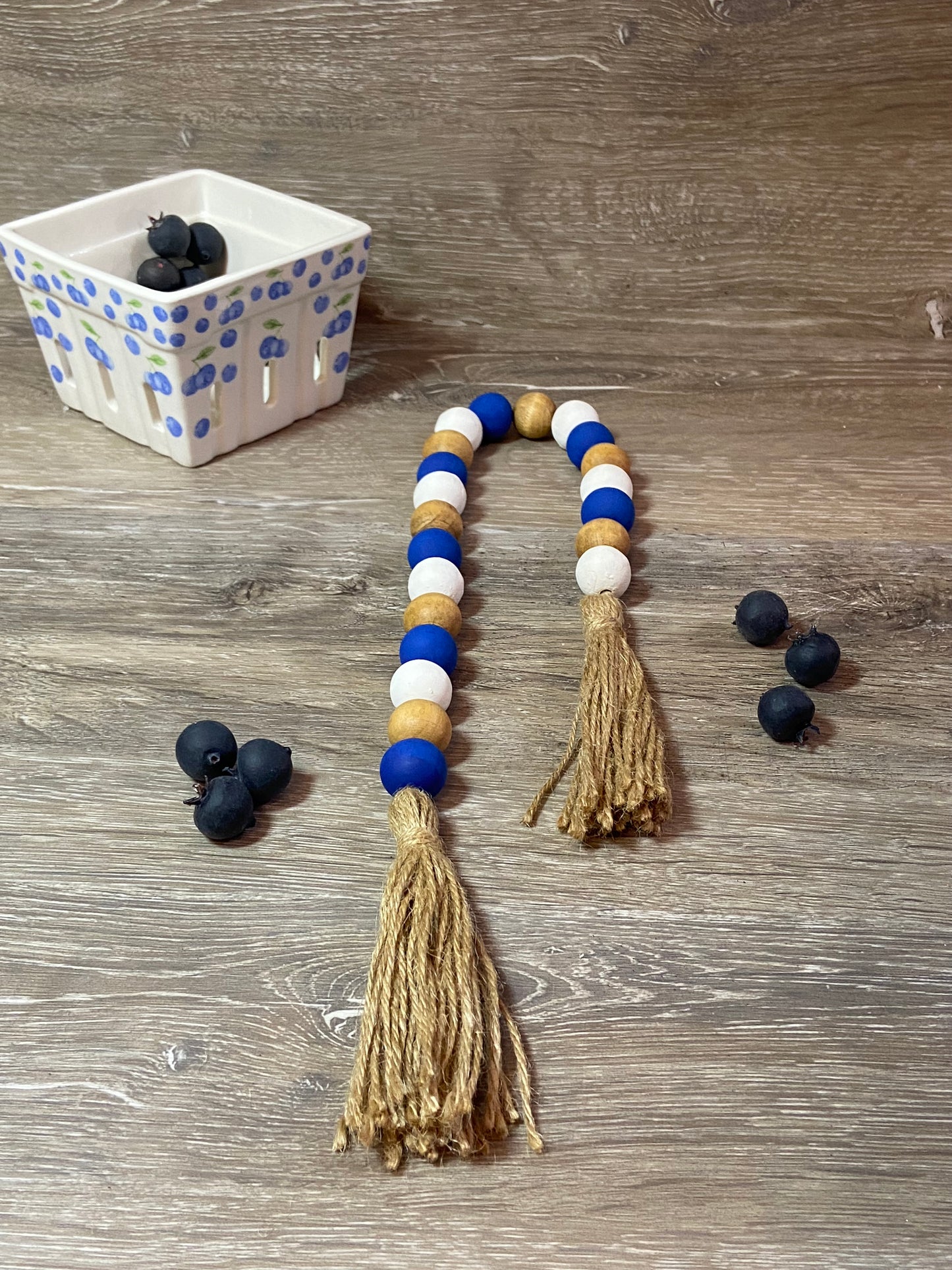 Blueberry - Tiered Tray Garland