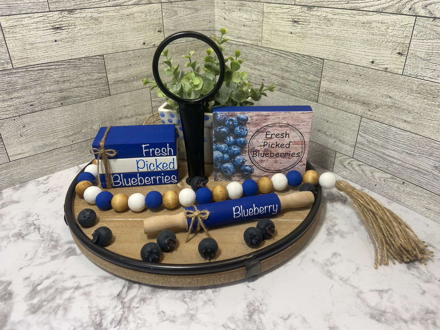 Blueberry - Tiered Tray Garland