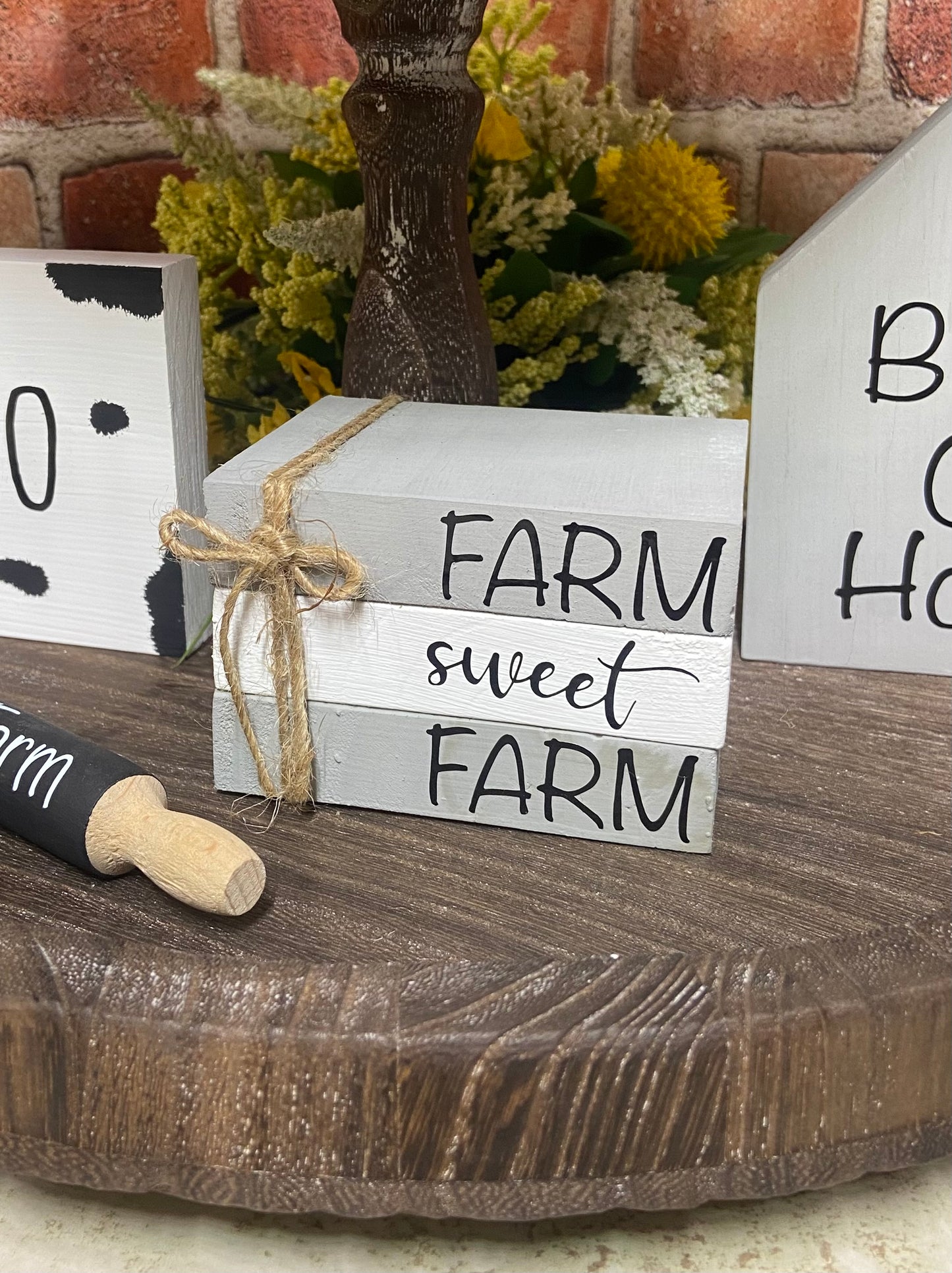 Farm Sweet Farm - Medium Book Stack