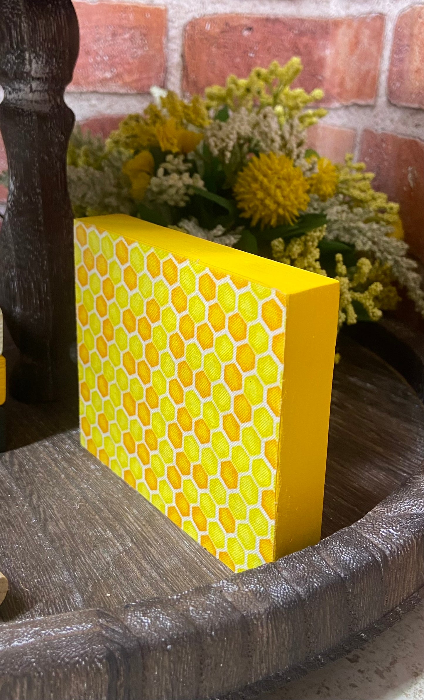 Honey Comb - Sign