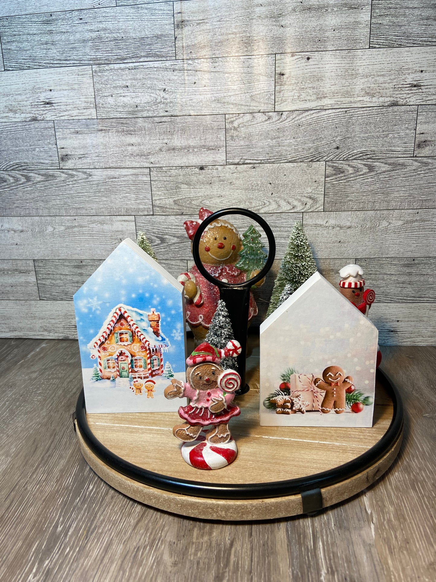 Gingerbread Man - Medium Tiered Tray House