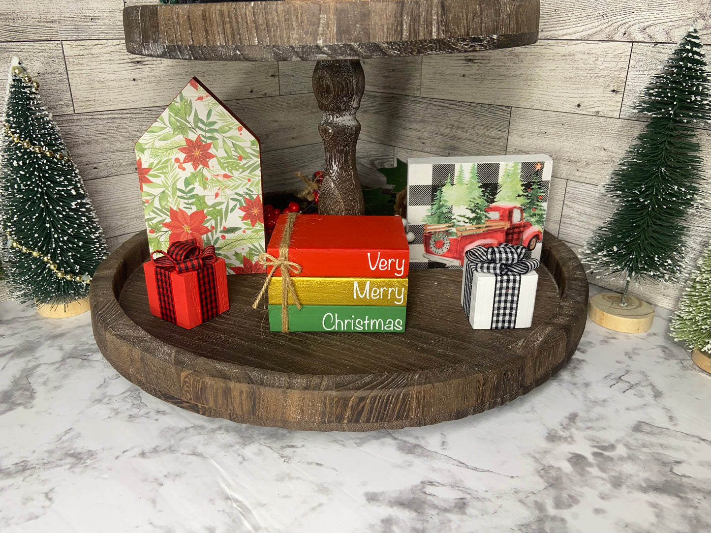 Very Merry Christmas - Medium Christmas Tiered Tray Book