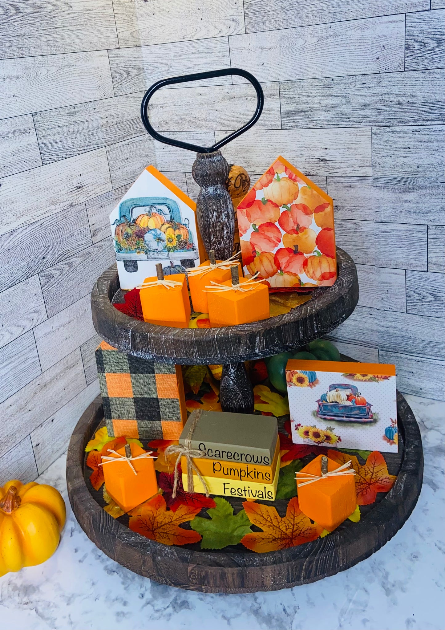 Pumpkins - Medium Tiered Tray House