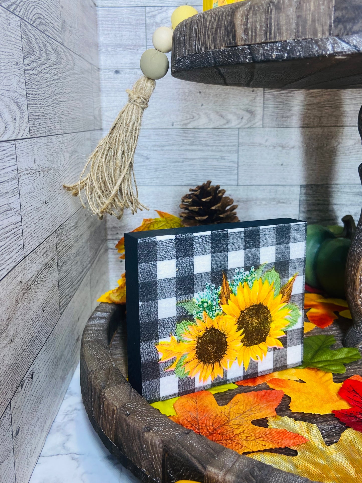 Sunflower - Tiered Tray Sign