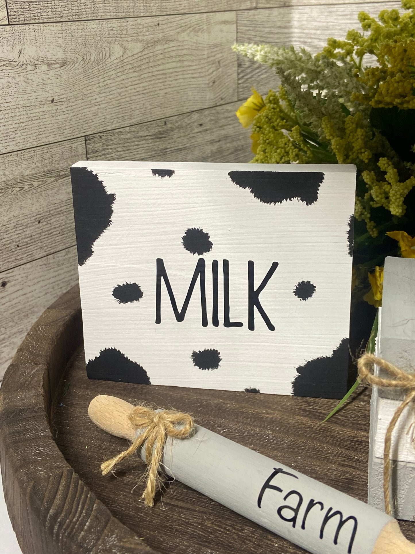 Milk - Farmhouse Sign