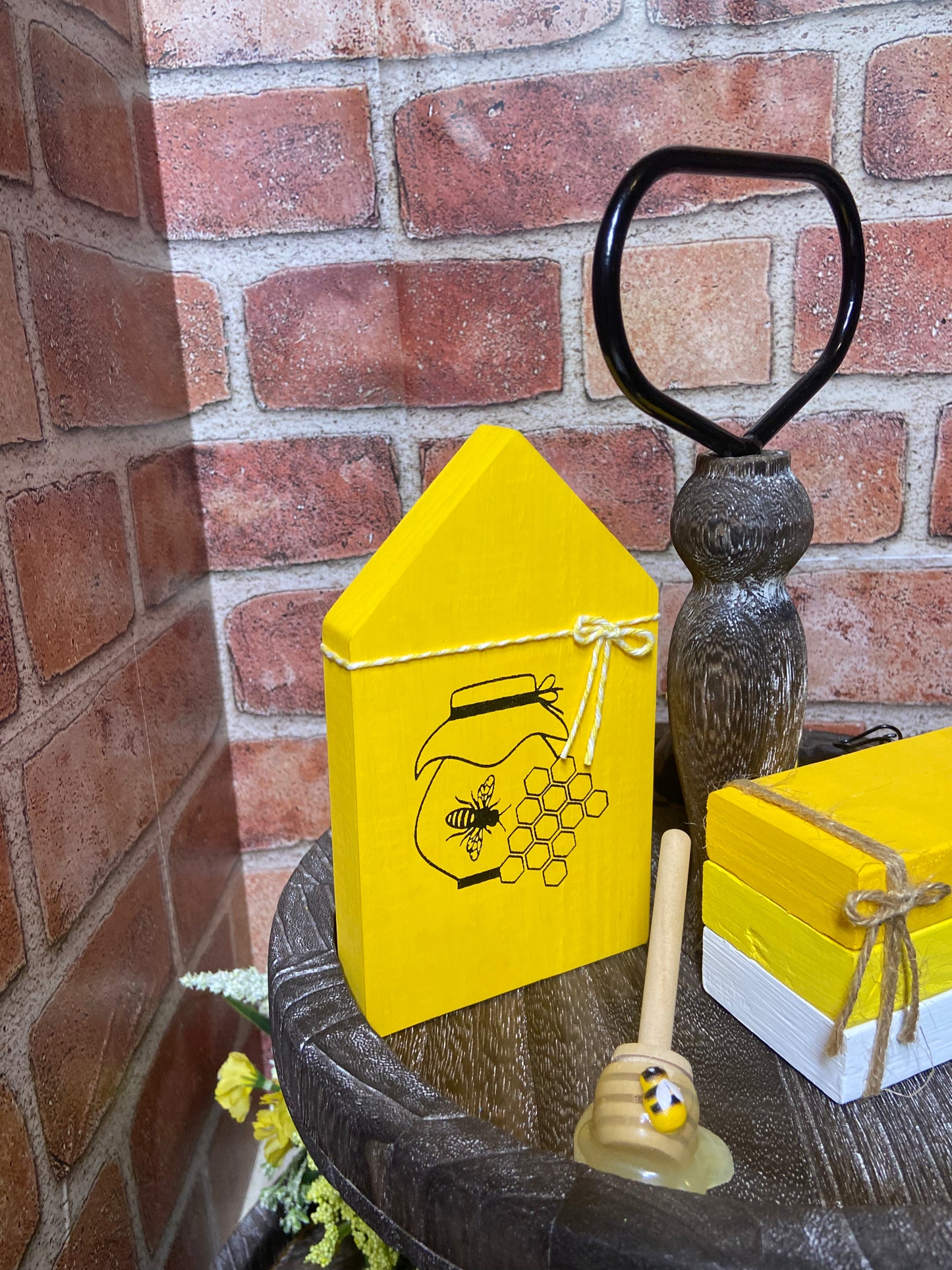 Honey Jar and Comb - Yellow Large House