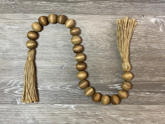 Light Stain Garland