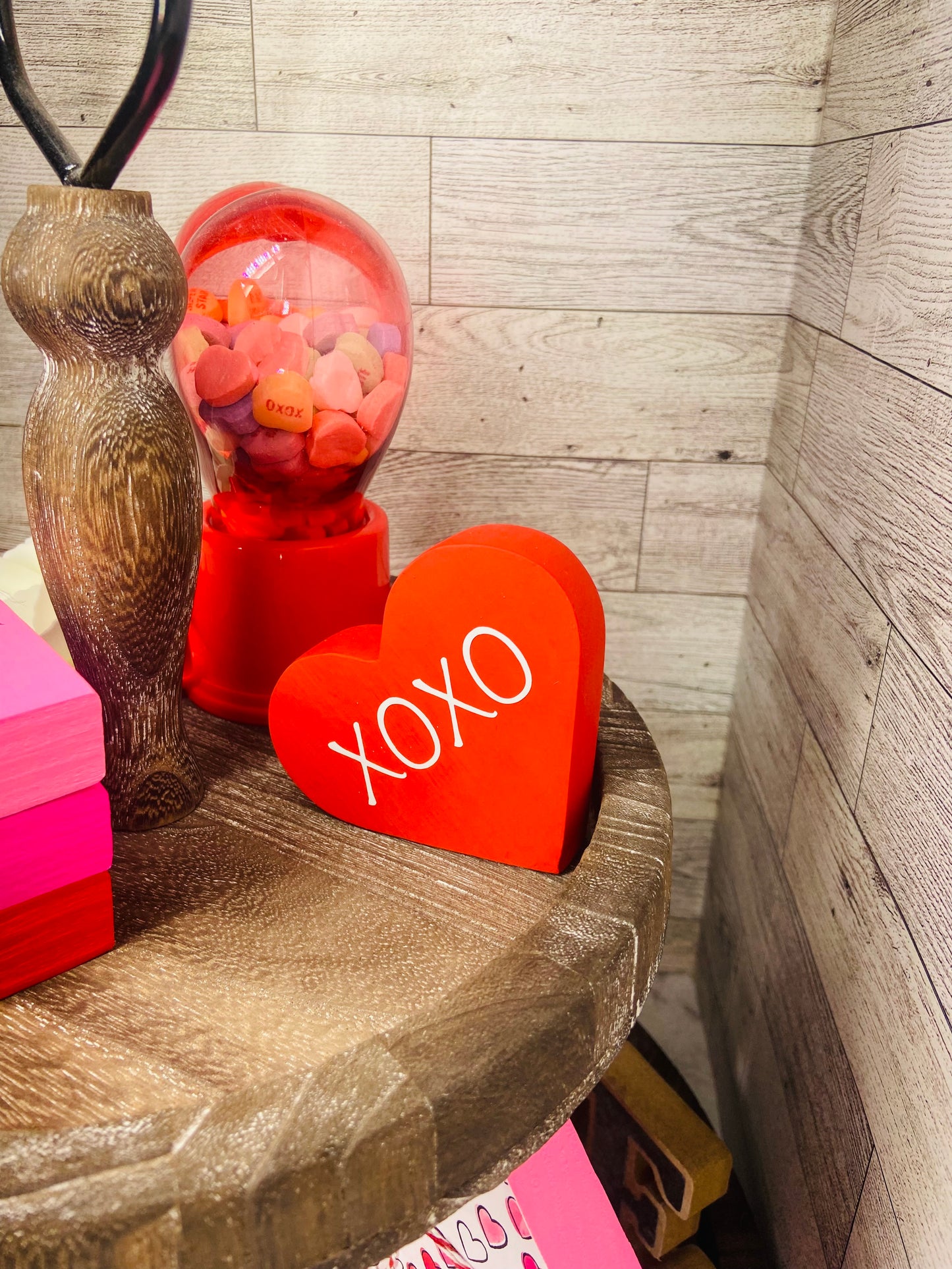 XOXO Heart - Tiered Tray Shelf Sitter