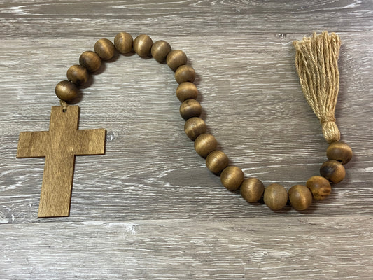 Early American Cross Garland